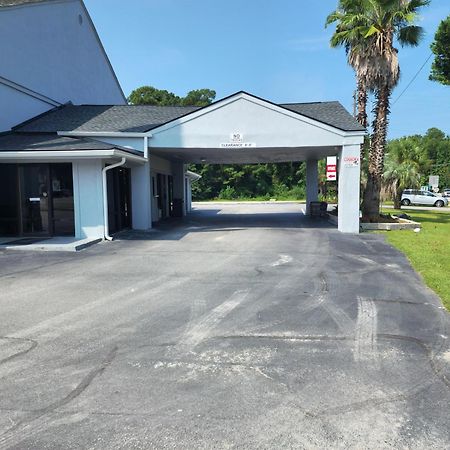 Days Inn By Wyndham Hardeeville Near Hilton Head Ngoại thất bức ảnh