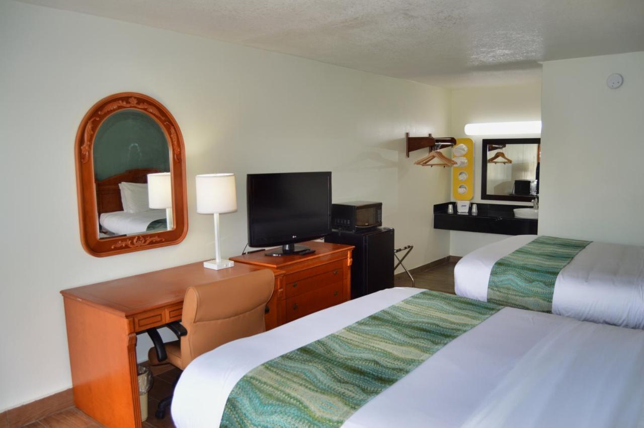 Days Inn By Wyndham Hardeeville Near Hilton Head Ngoại thất bức ảnh