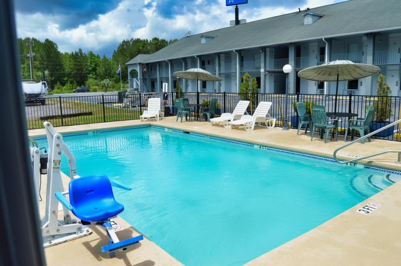 Days Inn By Wyndham Hardeeville Near Hilton Head Ngoại thất bức ảnh