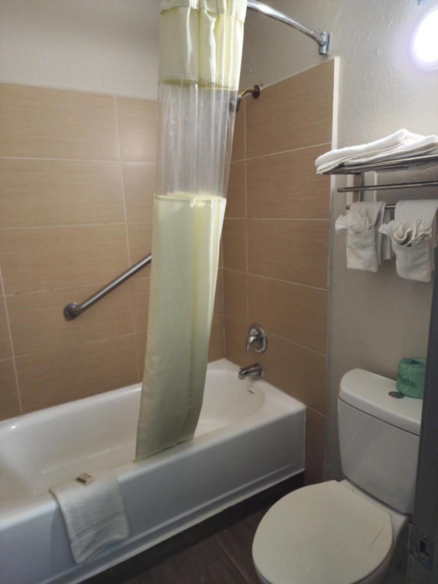 Days Inn By Wyndham Hardeeville Near Hilton Head Ngoại thất bức ảnh