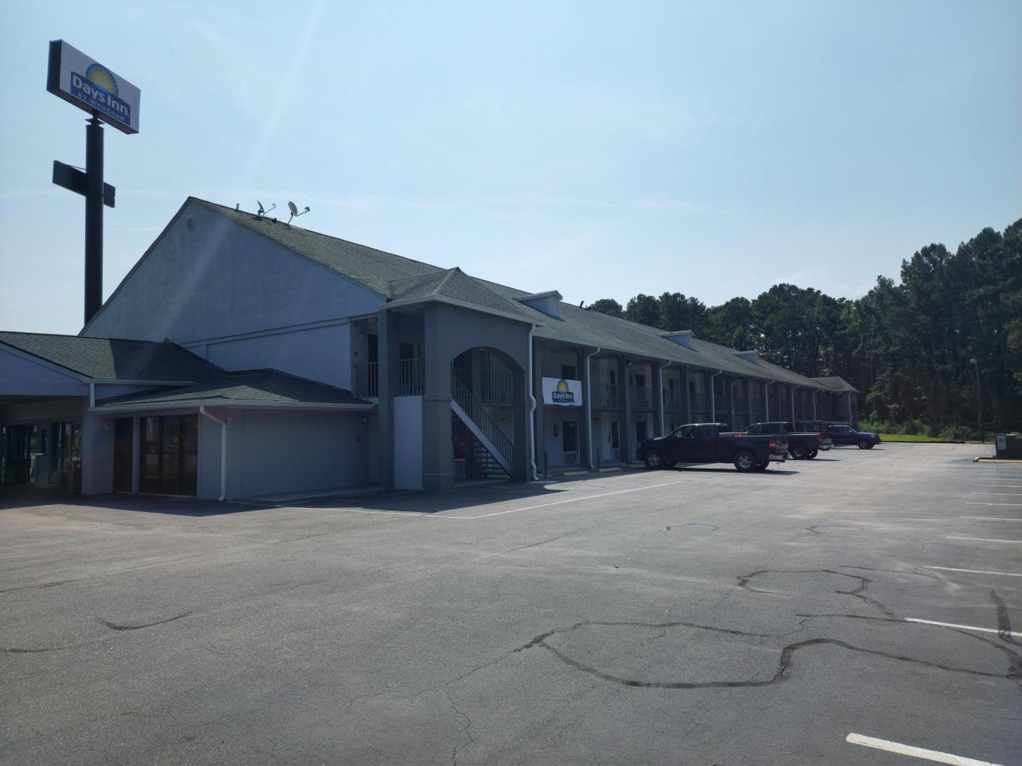 Days Inn By Wyndham Hardeeville Near Hilton Head Ngoại thất bức ảnh