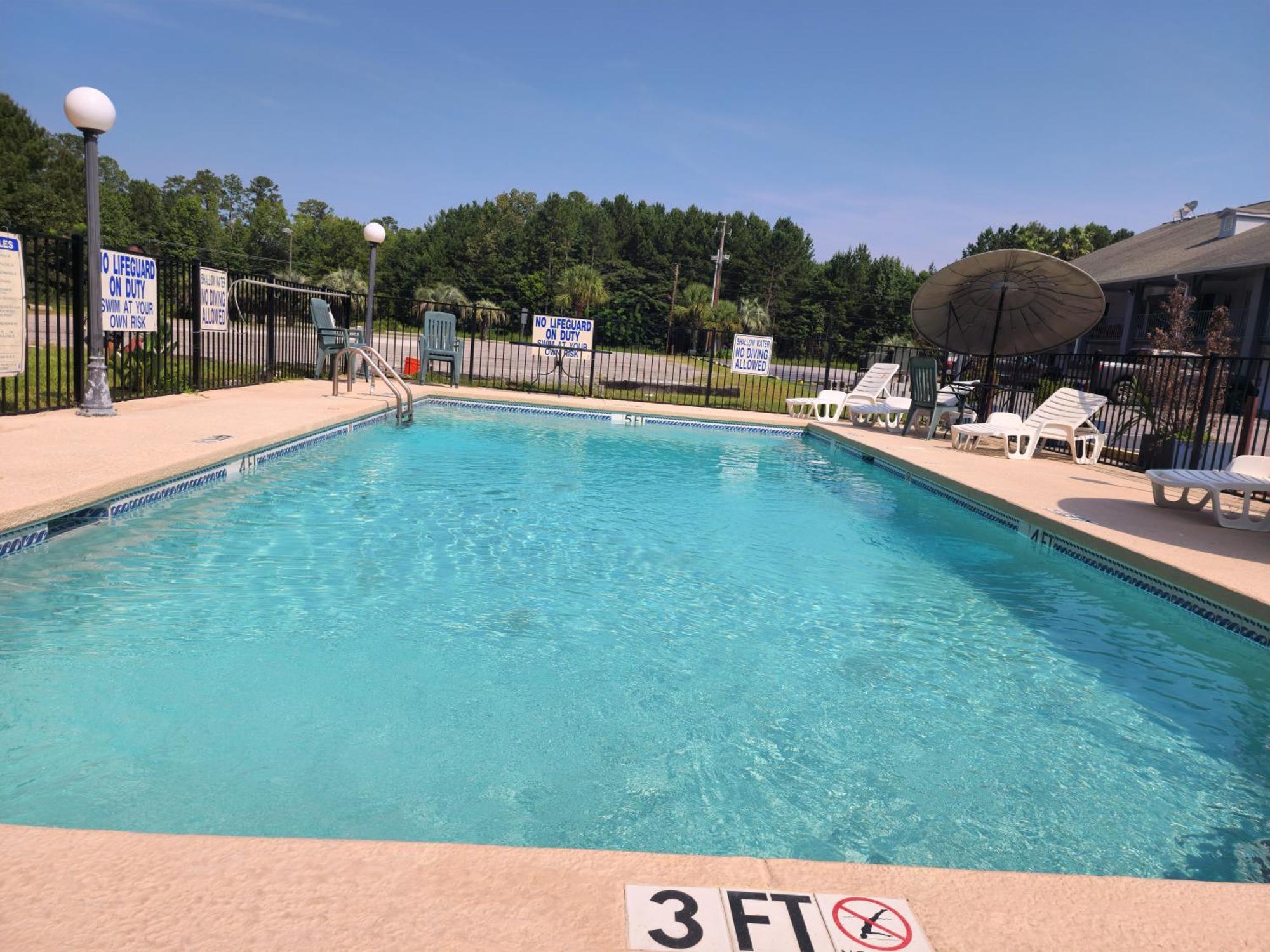 Days Inn By Wyndham Hardeeville Near Hilton Head Ngoại thất bức ảnh
